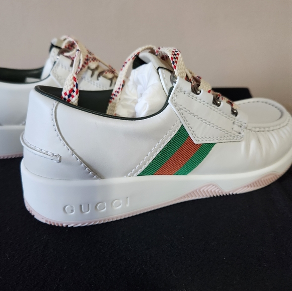 GUCCI Women white leather sneaker size 5 - Picture 5 of 7